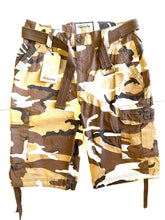 Load image into Gallery viewer, Men’s Basic Cargo Shorts / Brown Camo
